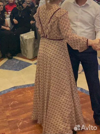 Вечернее платье