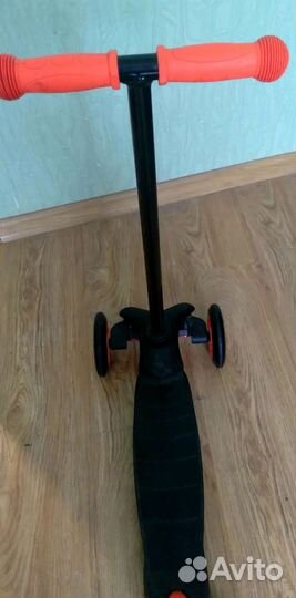 Самокат детский трёхколёсный