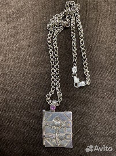 Кулон книжка