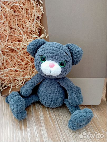 Мягкая игрушка вязаная котик