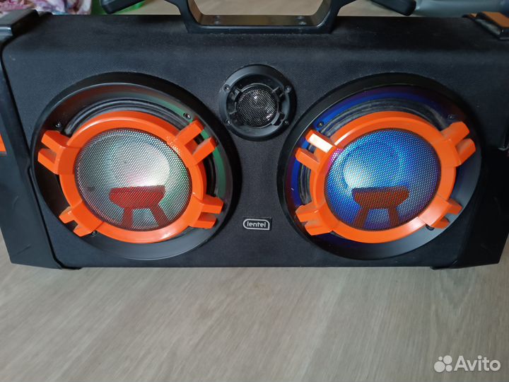 Портативная колонка