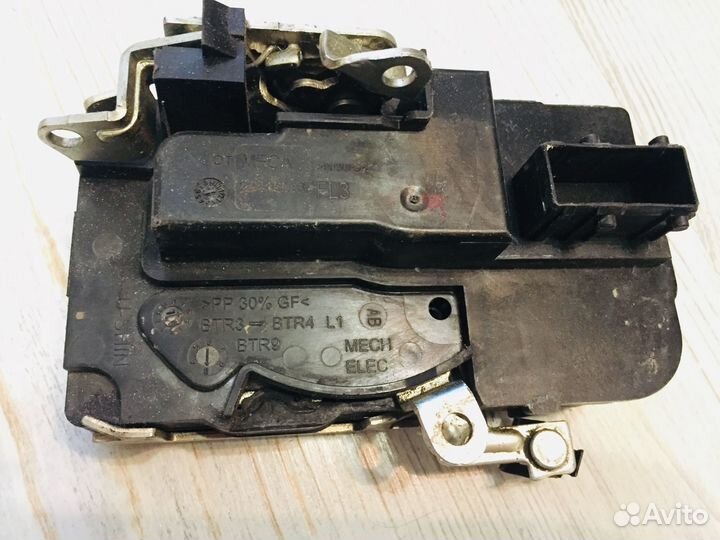 Замок двери LADA granta