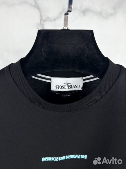 Черная футболка Stone Island