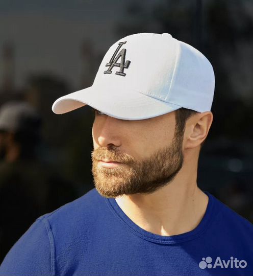Бейсболка новая