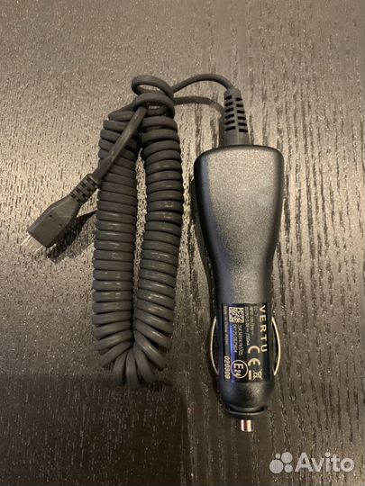 Vertu Signature S автозарядка новая