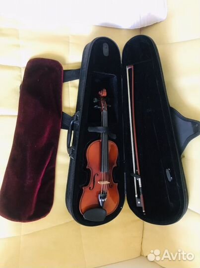 Скрипка 1/8, смычок и чехол