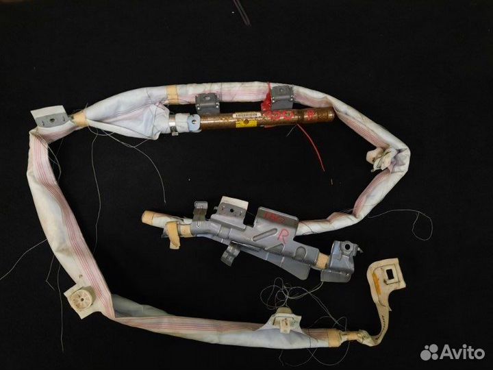 Шторка безопасности Toyota Corolla 150