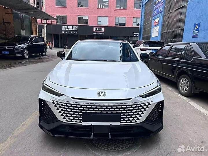 Changan UNI-V 2.0 AT, 2023, 10 000 км