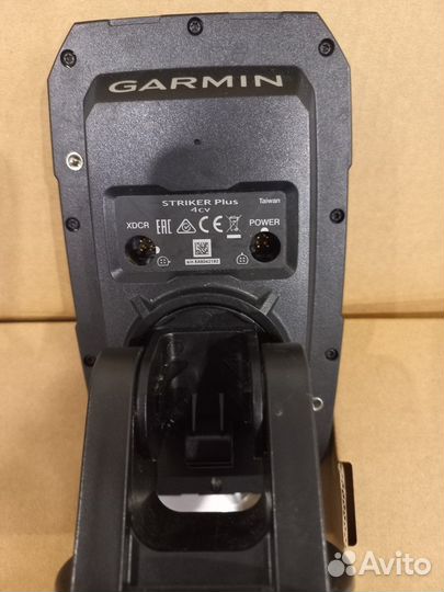 Продаю эхолот Garmin Striker plus 4cv + Transducer