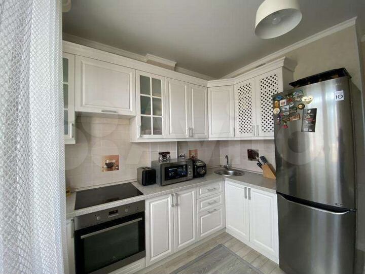 3-к. квартира, 85 м², 3/9 эт.