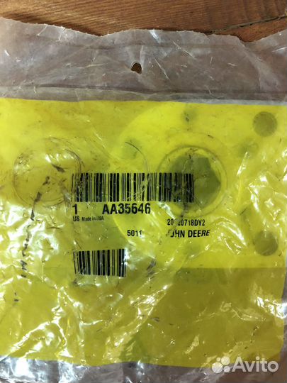 AA35646 корпус с подшипником John deere