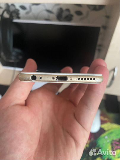 iPhone 6S, 32 ГБ