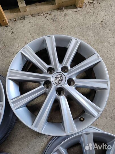 R 17 Toyota Оригиналы