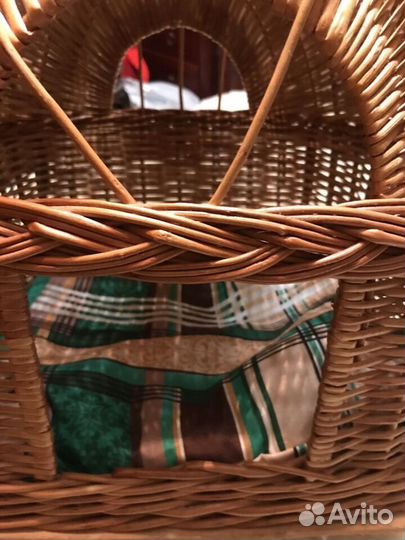 Домик для кошек из ротанга