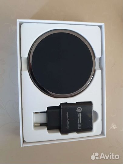 Беспроводная зарядка lyambda Lnt3