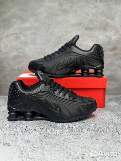 Nike Shox R4 Black