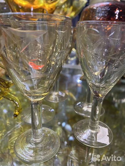 Рюмка на ножке СССР стекло цветное