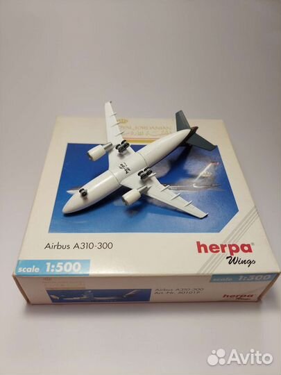 Модель самолета Royal Jordanian A310 Herpa 1/500