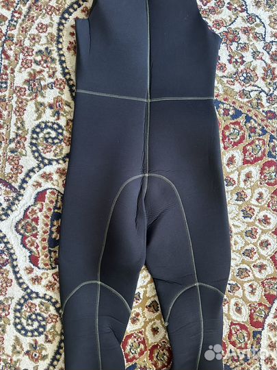 Костюм для дайвинга