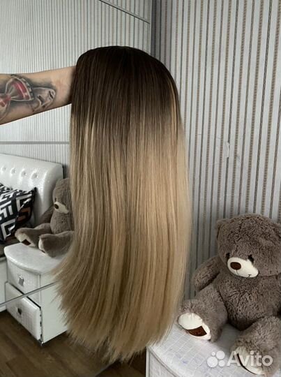 Парик стрижка