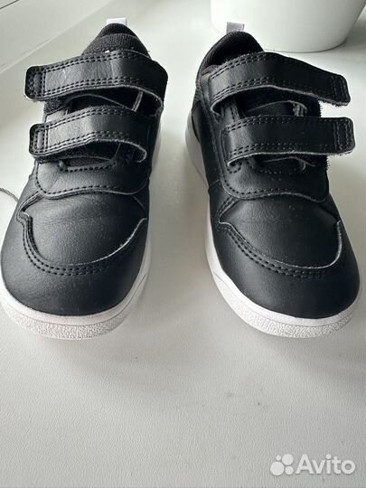 Кроссовки детстке adidas