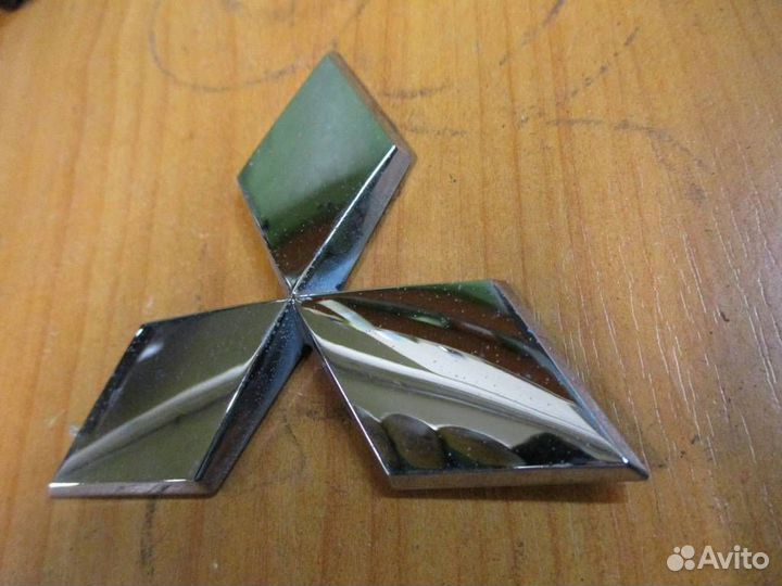 Эмблема Mitsubishi Lancer 10 (CX, CY) 2007-2016