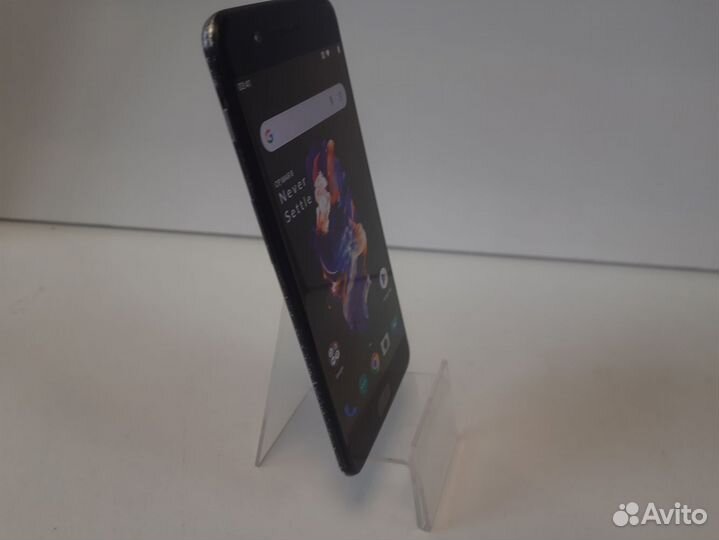 OnePlus 5, 6/64 ГБ