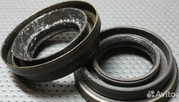 M0A7-27-238A mazda Сальник заднего дифференциал