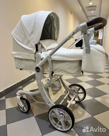 Детская коляска для новорожденных