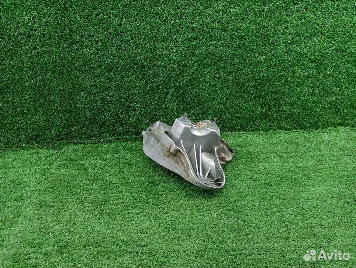 Кронштейн опоры двс левый Audi A6 C6 4F