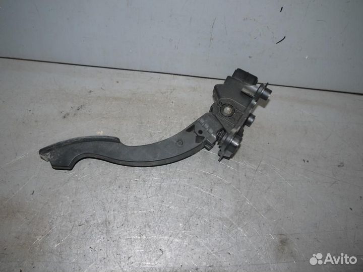 Педаль газа Mitsubishi Outlander XL (2006-2012) CW