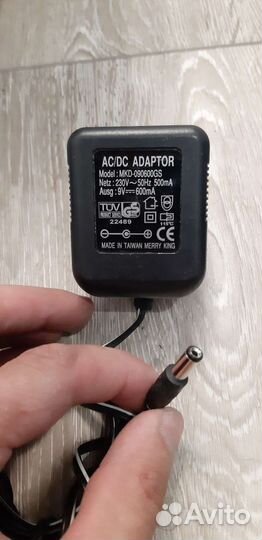 Зарядные устройства для приставки, роутера, кпк