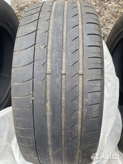 Dunlop Sport Classic 235/55 R18