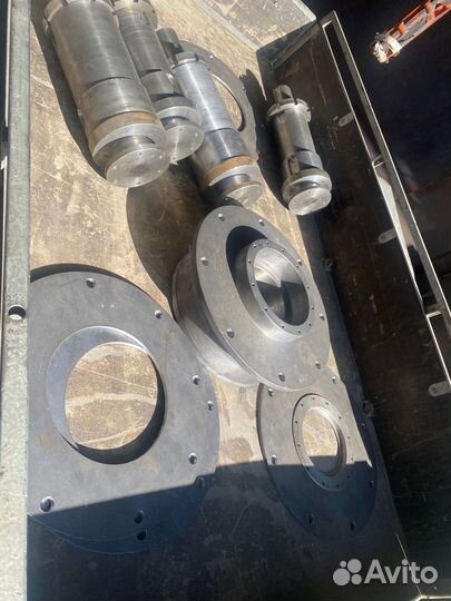 Токарные и фрезерные работы по металлу