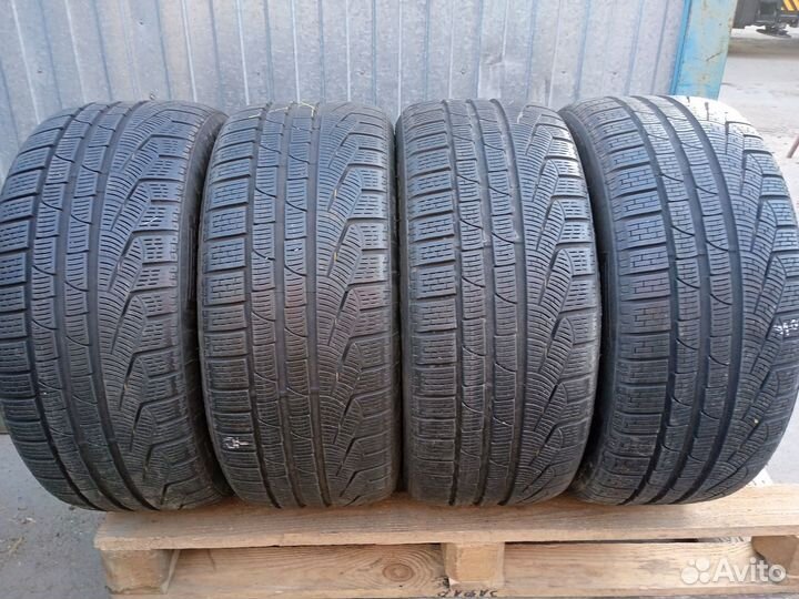 Pirelli Winter Sottozero II 245/40 R18