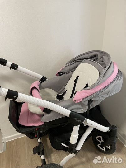 Продаётся Коляска Adamex Barletta 3 в 1
