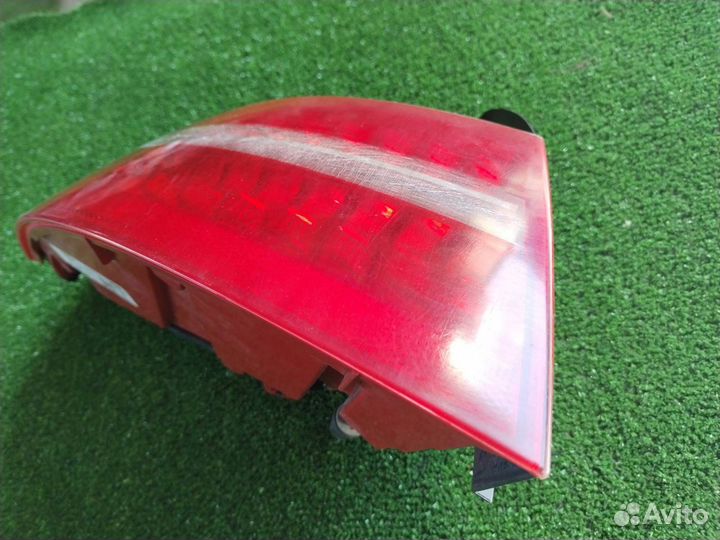 Стоп-сигнал левый Audi A6 C6 caja 2010