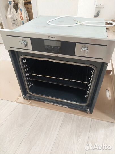 Духовой шкаф AEG полностью рабочий