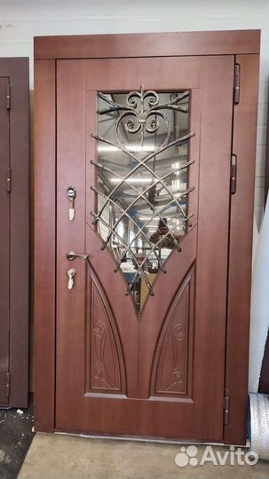 Дверь входная металлическая с терморазрывом