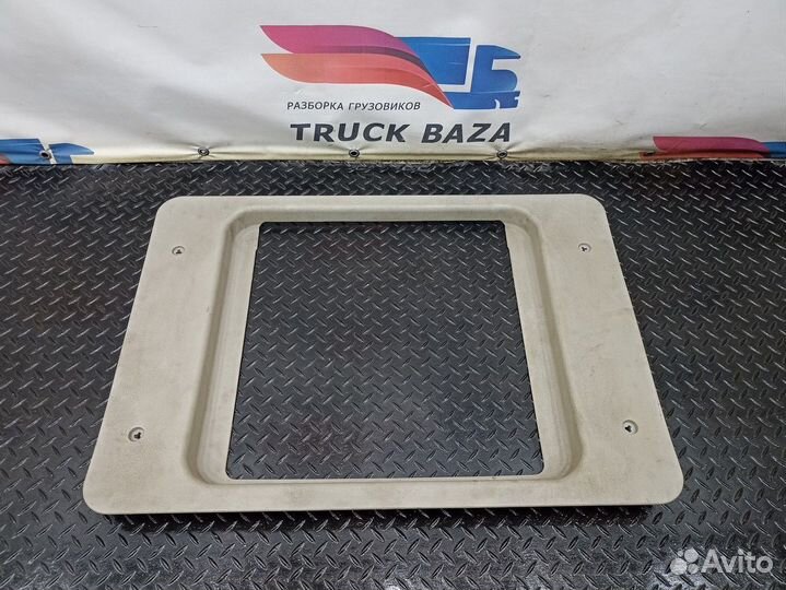 5010354860 Накладка люка Renault Premium