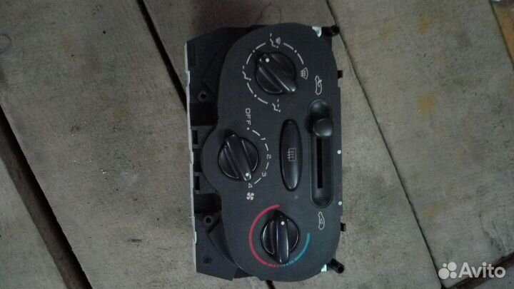 Блок управления печкой пежо 206