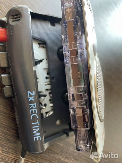 Кассетный диктофон Sony