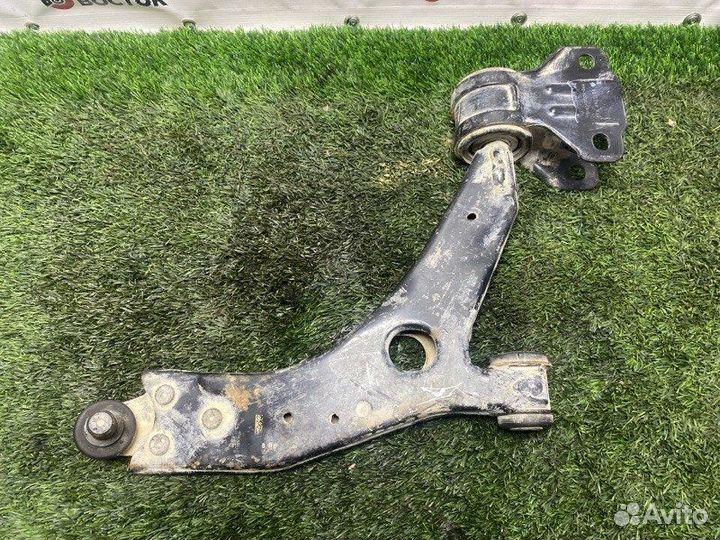 Рычаг подвески нижний передний левый Ford Focus