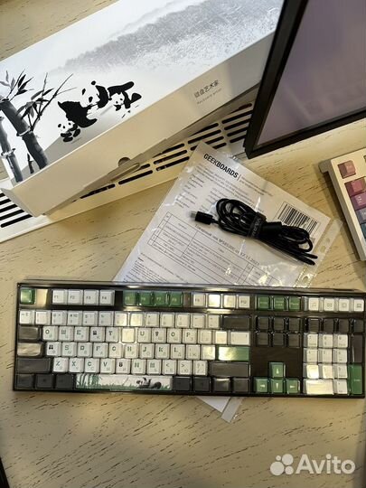 Varmilo Panda R2 108 EC V2 Ivy