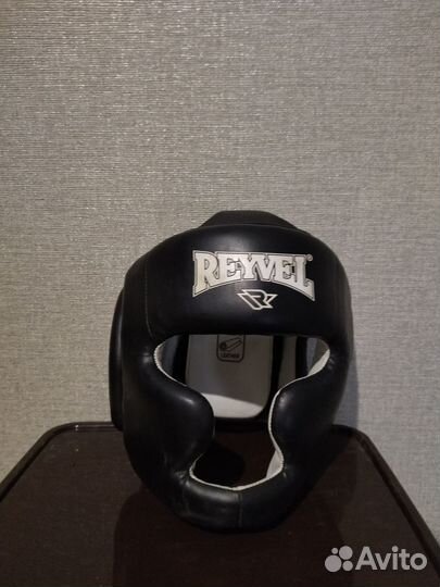 Шлем для бокса reyvel