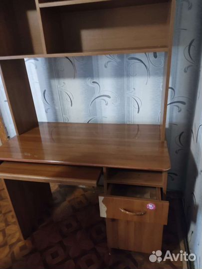 Компьютерный столик бу