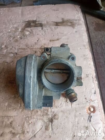 Дроссельная заслонка Chevrolet Opel 55562380