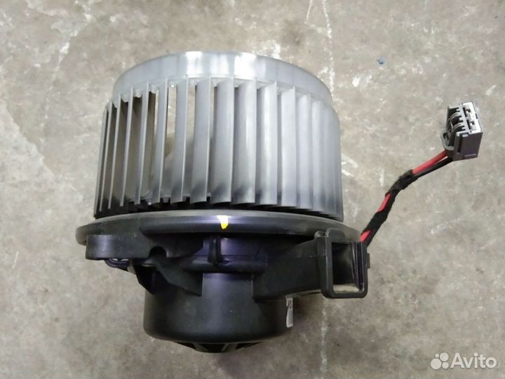 Мотор печки Шевроле Круз