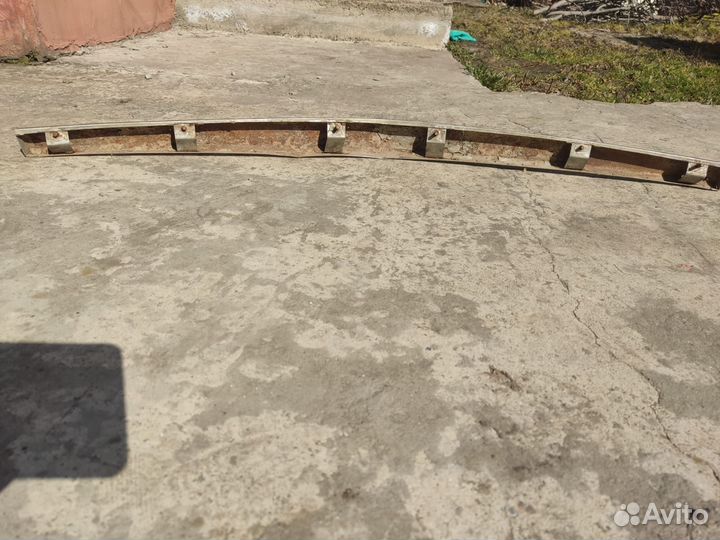 Накладка хромированная на капот газ 21