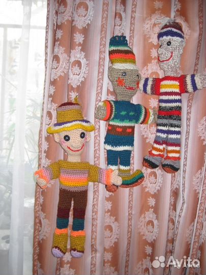 Куклы вязаные